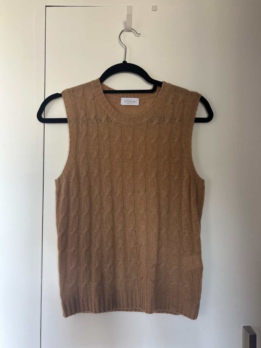 Camel Cable Knit Sleeveless Sweater Vest